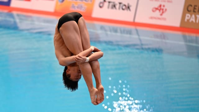 魔术四战全胜晋级NBA杯8强，尼克斯力压热火小组第一晋级（魔术四连胜挺进NBA杯八强，尼克斯压过热火以小组头名出线）